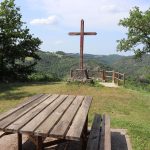 © Picknickbereich - Belvedere des Roten Kreuzes - OT Combrailles