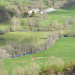 © Picknickbereich - Butte de Saint Pierre le Chastel - Mairie-st-Pierre-le-Chastel