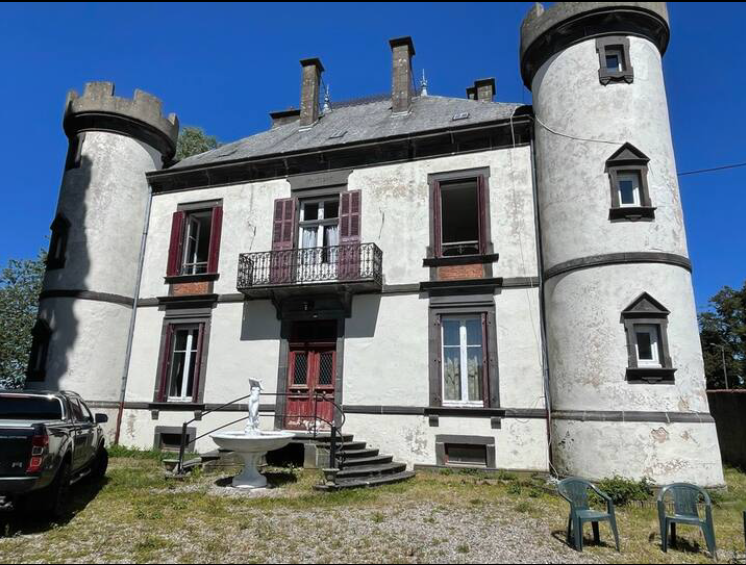 © Gästezimmer Le Château Giat - Rocha Evelise
