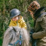 © Spaziergang auf dem Rücken eines Esels - La Ferme de la Marinette - JEM JEM GO