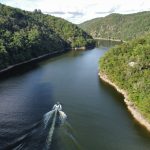 © Bootsfahrt - Lac des Fades-Besserve_Miremont - SMFB