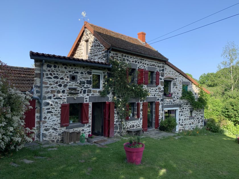 © Le Gîte Les Noyers - Gîte Les Noyers
